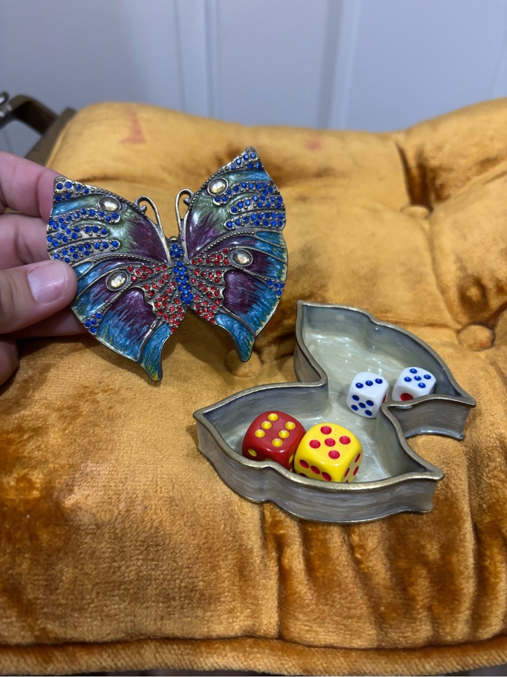 Jeweled Butterfly Trinket Box – Enamel Rhinestone Keepsake Box Mahjong dice